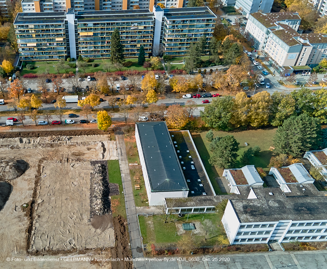 25.10.2020 - Grundschule am Karl-Marx-Ring in Neuperlach
